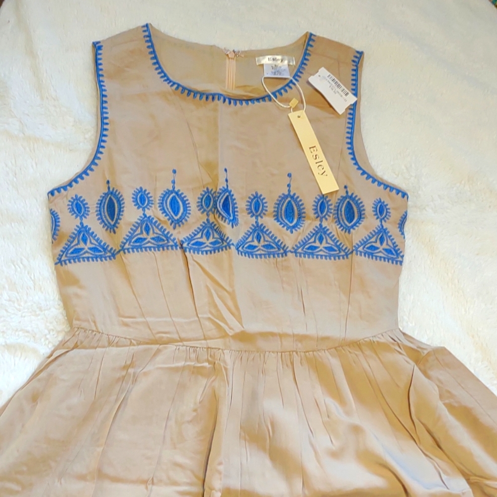 Women's brand new dress